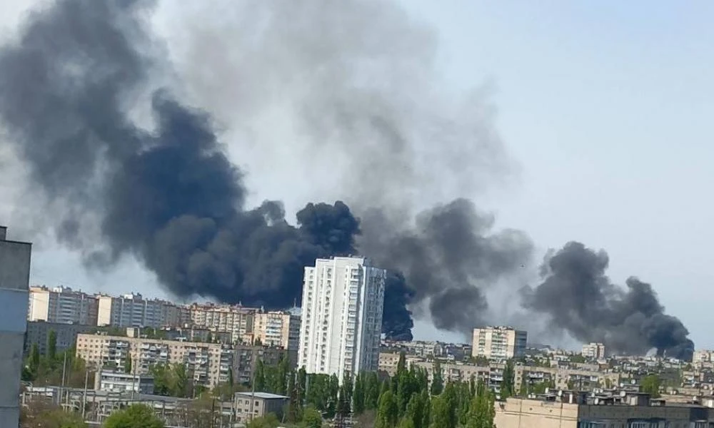 Μπαράζ χτυπημάτων με πυραύλους στην Οδησσό (Βίντεο)